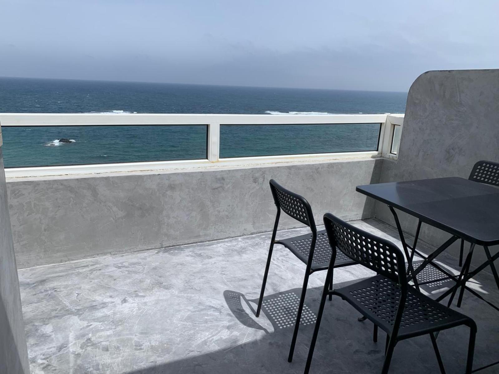 Beach Line Apartment Las Palmas de Gran Canaria Exterior photo